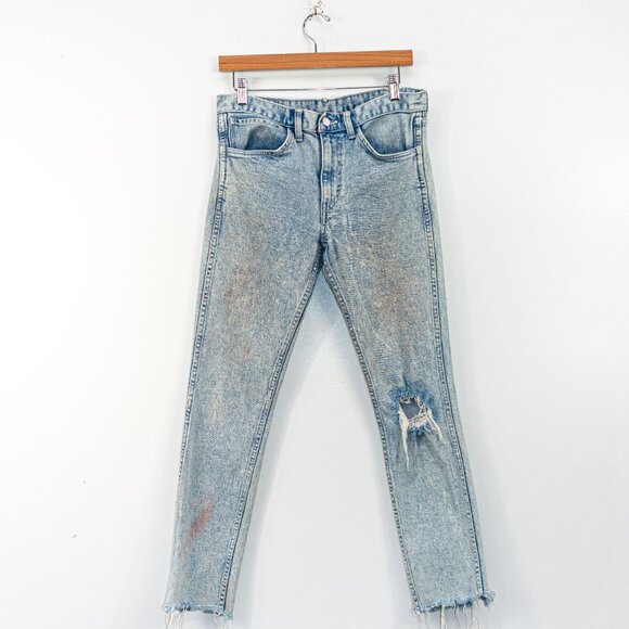 Levi's Line 8 Distressed Raw Hem Jeans Juniors Size 3 - Picture 1 of 15